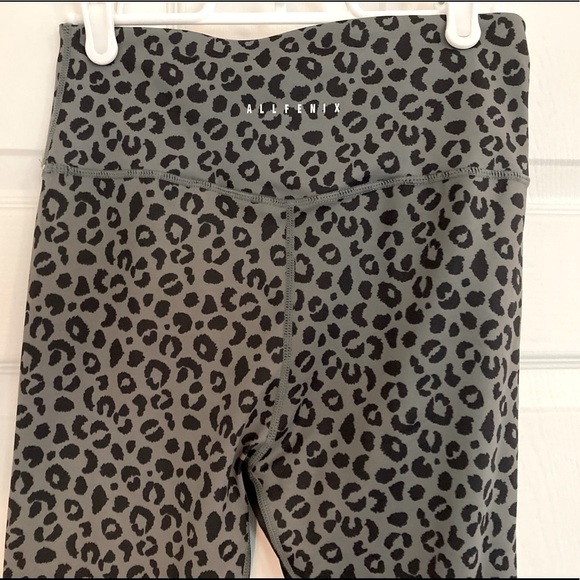 ALLFENIX CHARCOAL JAGGER 7/8 LEGGING - size small - Picture 6 of 9